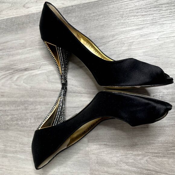 Dolce Gabbana Crystal Satin Pumps - Picture 11 of 12